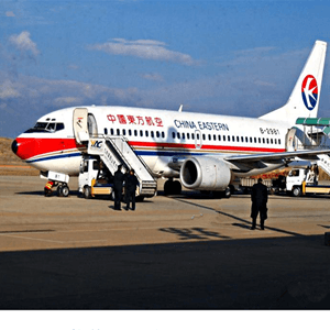 兰旗机场货运航空快运业稳步发展的原因是什么？
